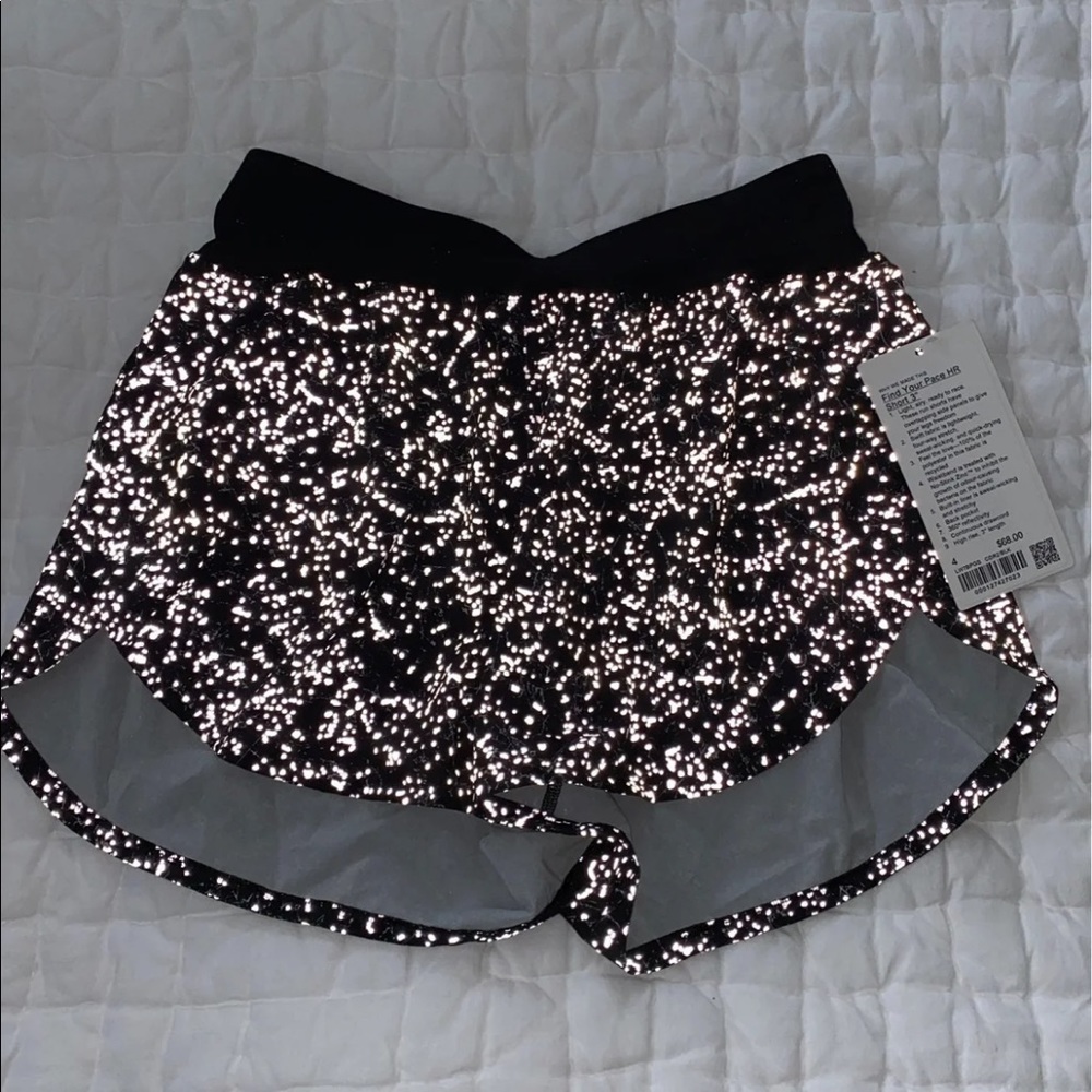 Lululemon find your pace sz 4